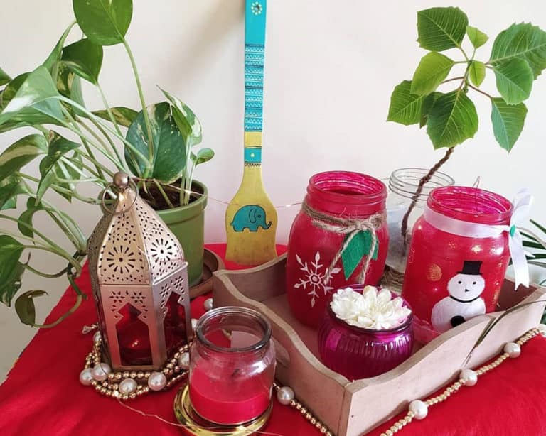 DIY Ideas Use Mason jars for a creative space