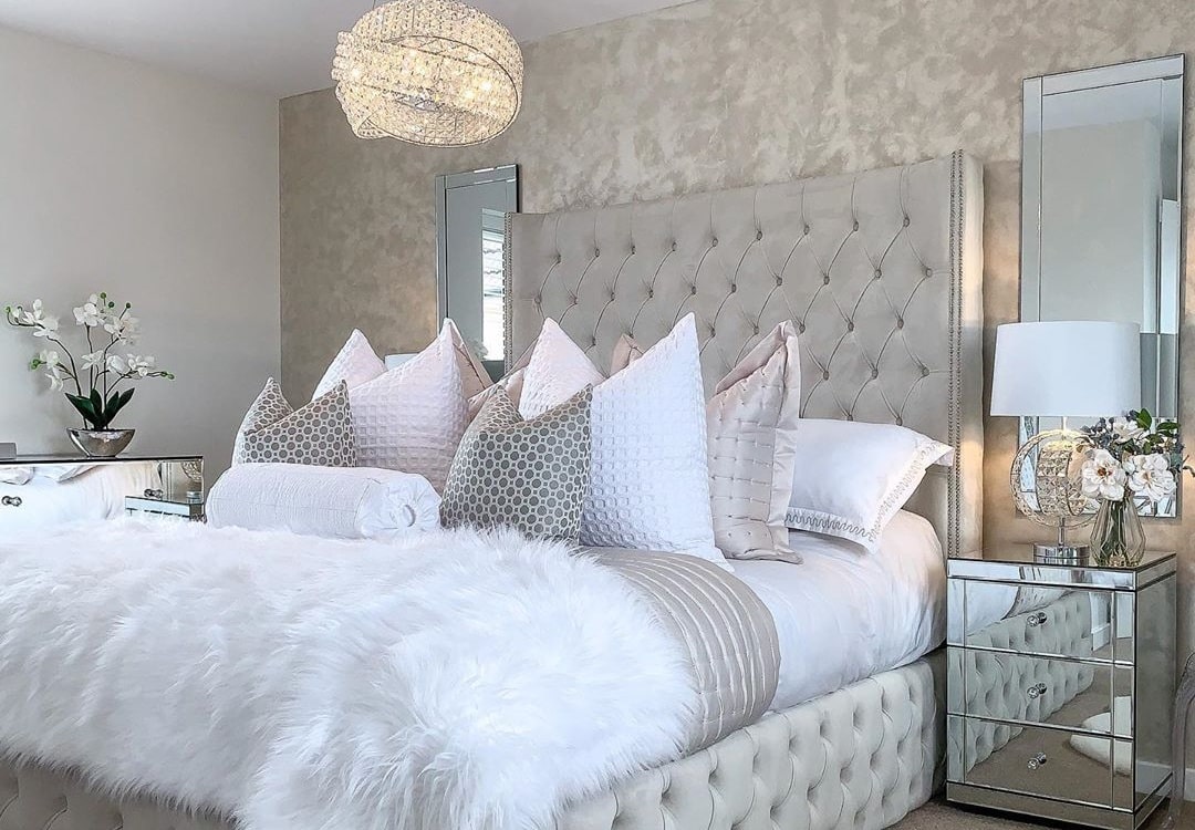 Design Your Master Bedroom With Refreshing Vibe