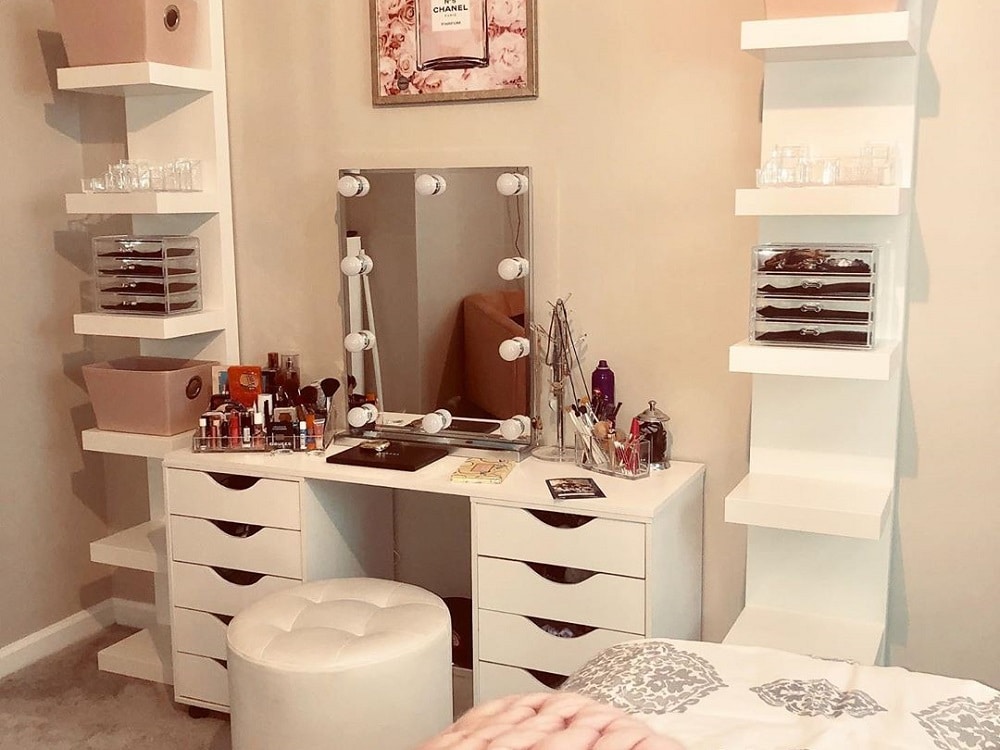 A chic dressing room