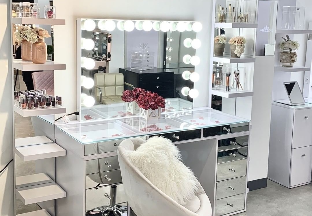 Styling Tips To Glam Your Vanity Space