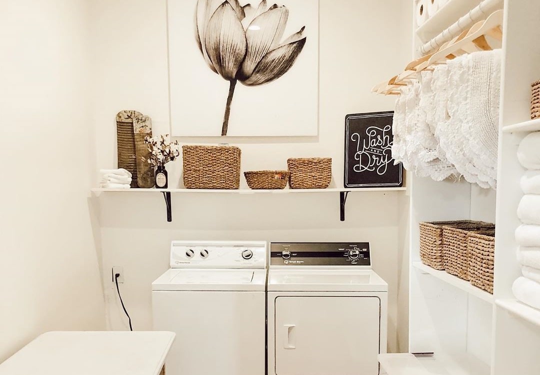 Design The Small Laundry Room With Creativity