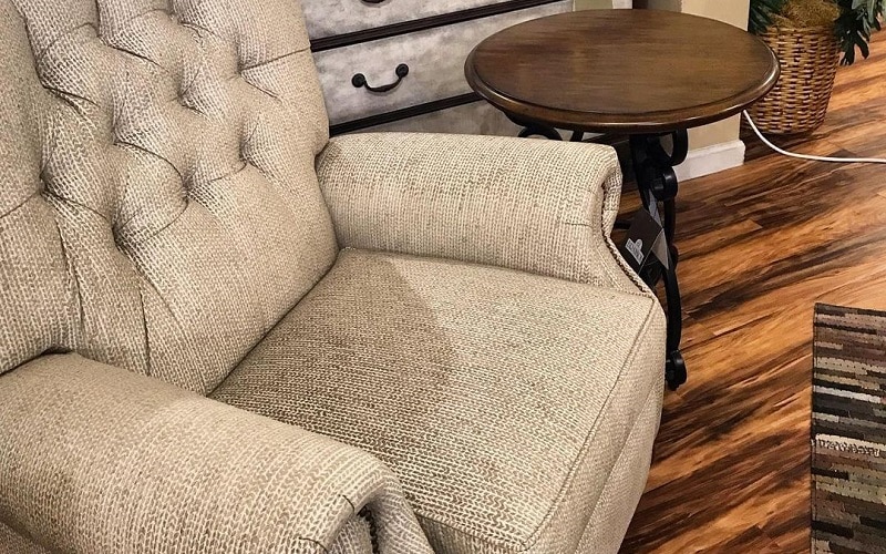 Tufted Recliner