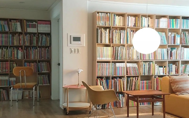 5 Décor Items That You Can Add to Your Library