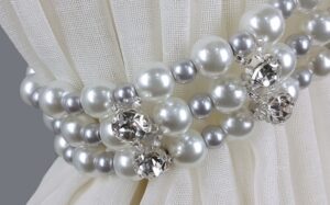 How to Include Pearls in Home Décor
